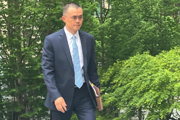 El fundador y exjefe de Binance, Changpeng Zhao, llega para su sentencia en el tribunal de distrito federal en Seattle, Washington. (Foto: Reuters)